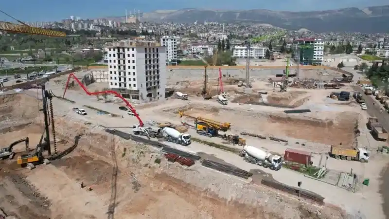 Depremin simgesi Ebrar Sitesi’nde yerinde dönüşüm
