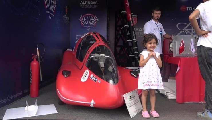 5 TL ile 200 km giden elektrikli araç yaptılar, ödülleri kaptılar