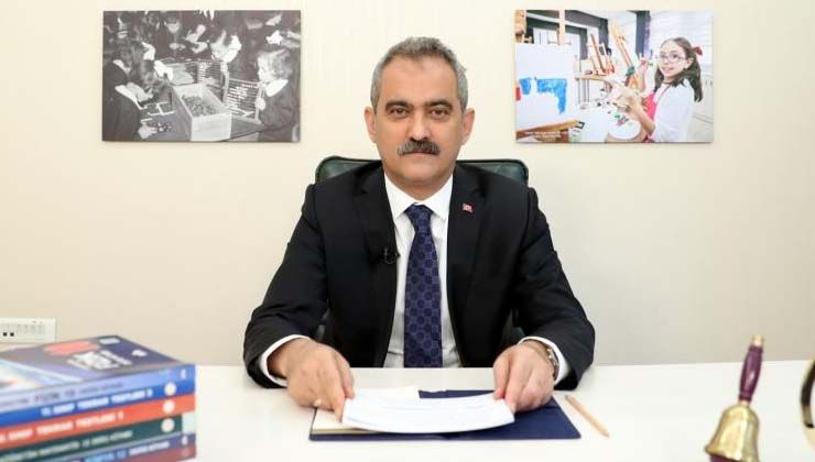 Bakan Özer, mesleki çalışma programında öğretmenlere hitap etti