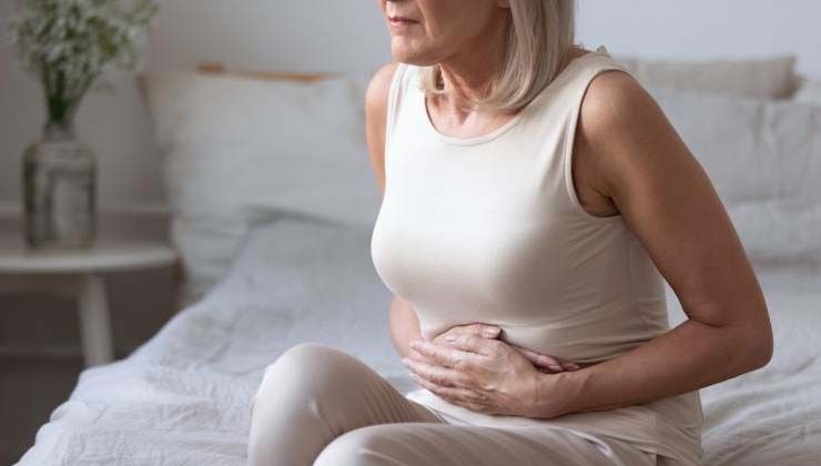 Menopoz sonrası kanama rahim kanseri habercisi olabilir