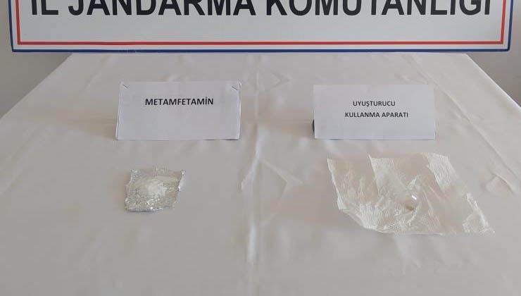 Şüphe üzerine durduruldu, uyuşturucu çıktı