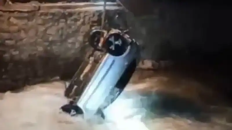 Şırnak’taki kazada Ferhat Bilen, Abdulkerim Babat, Melek Soylu ve Haşim Babat hayatını kaybetti