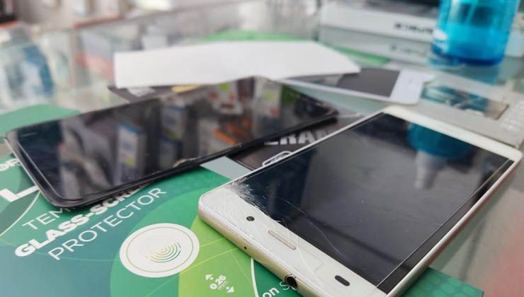 Telefonlar için ekran koruyucu uyarısı