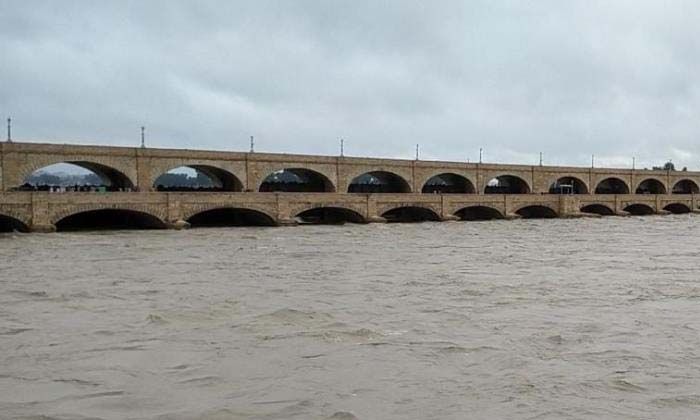 Pakistan’daki sel felaketinde can kaybı bin 265’e yükseldi