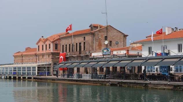 Ayvalık Belediye Başkanı Ergin’den yazlıkçılara ‘gelmeyin’ uyarısı