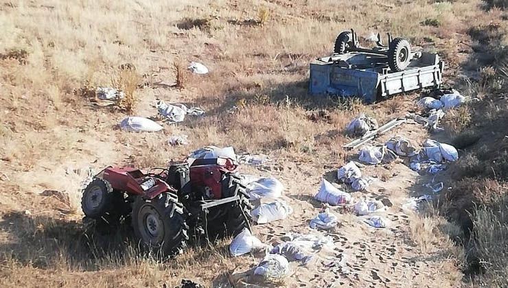 Şarampole devrilen traktörde bulunan Bilal Gül ile İsmail Akçın hayatını kaybetti