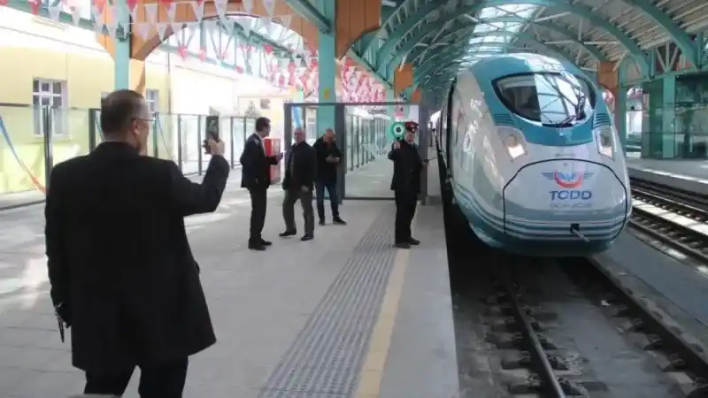 Yüksek Hızlı Tren İstanbul-Sivas seferleri 4 Mayıs’ta başlıyor