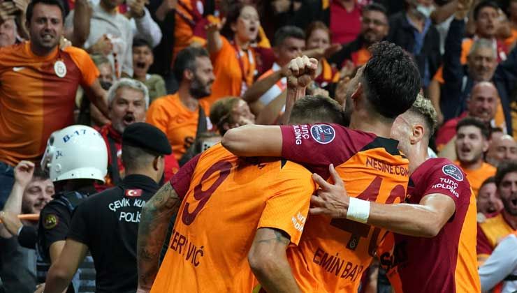 10 kişi kalan Galatasaray uzatmalarda güldü