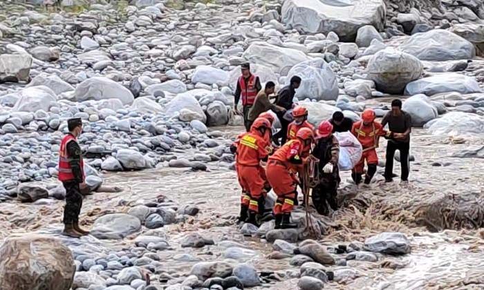 Çin’deki depremde can kaybı 65’e yükseldi