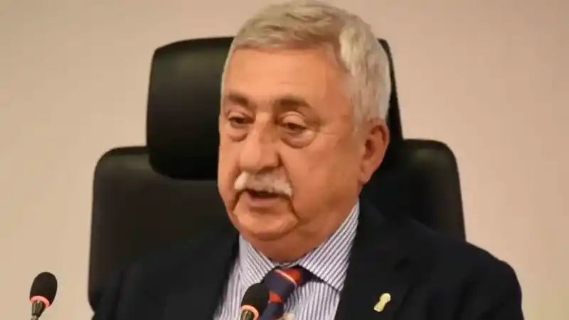Palandöken: “Konaklama fiyatlarında abartıya gidilmemeli”
