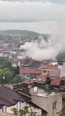AVM’de yangın paniği AVM’de yangın paniği