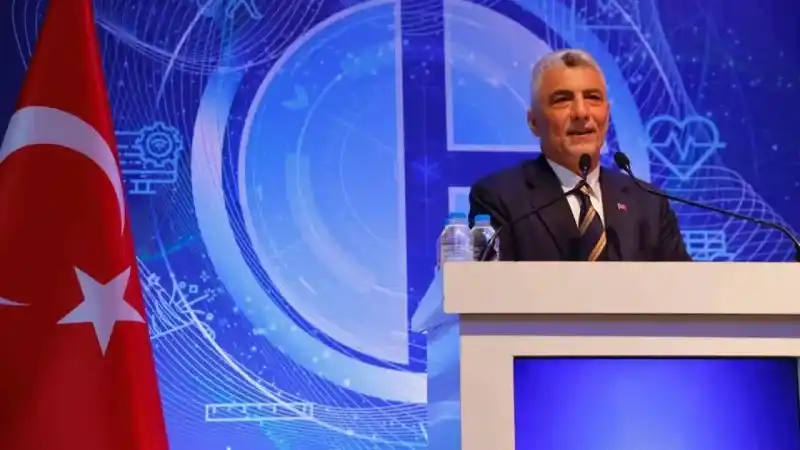 Bakan Bolat: “Yıl sonuna kadar hedefimiz 110 milyar dolar hizmet ihracatına ulaşmak”