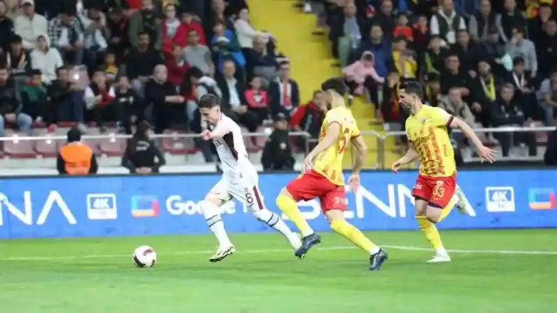 Trabzonspor Kayseri'den üç puanla döndü