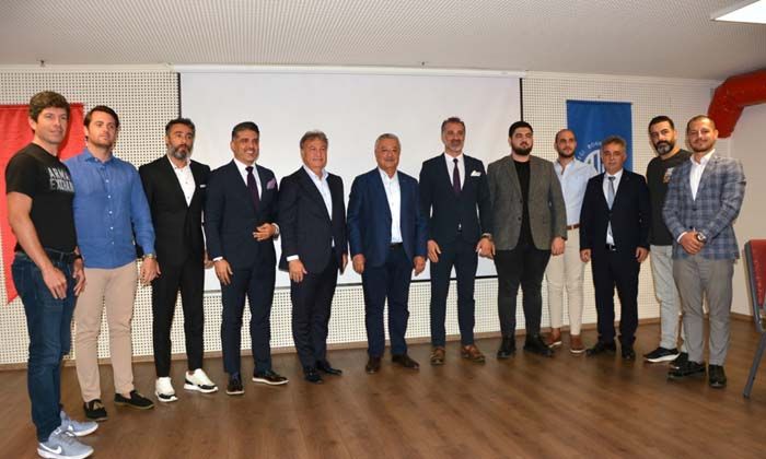 Bornova ve Bayraklı Müteahhitler ve İşadamları Derneği’nde güçbirliği vurgusu