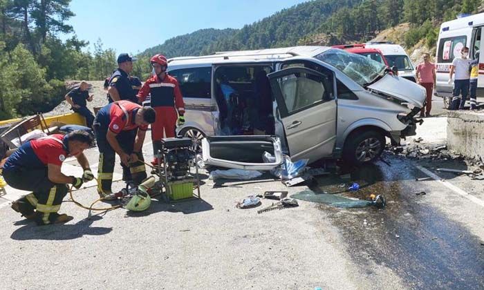 Muğla Denizli karayolundaki kazada Çetin Gökçe ve Yakup Gökçe hayatını kaybetti
