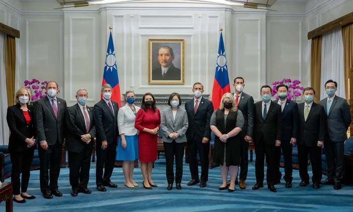 ABD’li heyetten Tayvan’a ziyaret