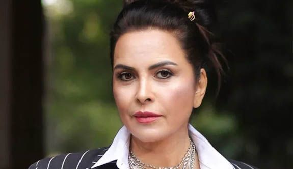 Üç Kuruş’un Neriman’ı Nursel Köse ölümden döndü! Yüzüne sürdüğü kolonya…