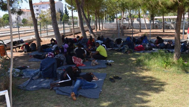 Didim açıklarında 47 düzensiz göçmen yakalandı