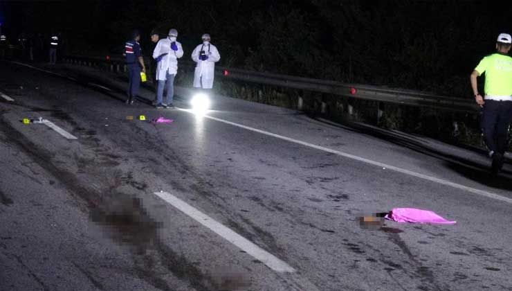Feci kaza! Yolun karşısına geçmek isteyen kadına çok sayıda araç çarptı: 1 ölü