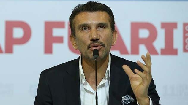 Rüştü Reçber koronavirüs teşhisiyle hastaneye kaldırıldı