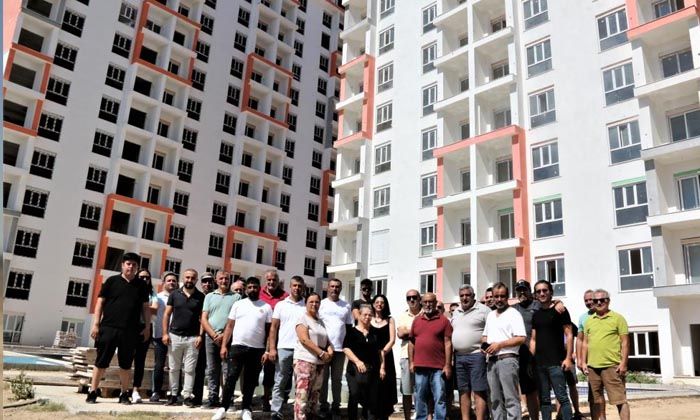 Büyük hayaller ile aldıkları daireleri 11 yıldır tamamlanamadı