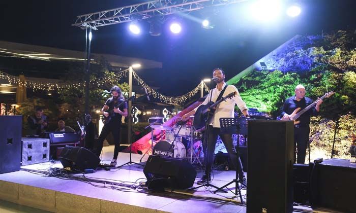 Terasta rock rüzgarları esti