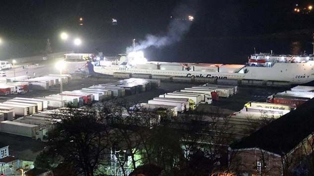 Ukrayna’dan gelen tır şoförleri Zonguldak’ta öğrenci yurduna yerleştirildi