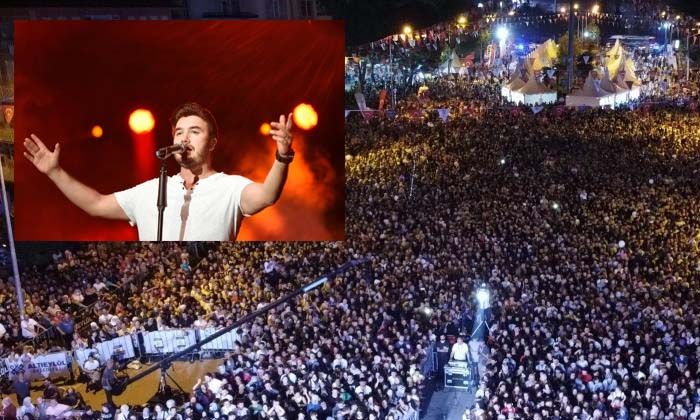 Mustafa Ceceli Balıkesir’i coşturdu