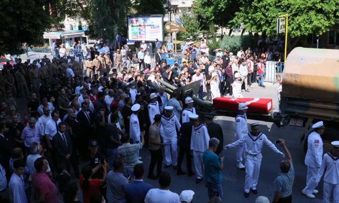 Mersinli şehit Harun Yıldırım memleketi Mersin’de son yolculuğuna uğurlandı