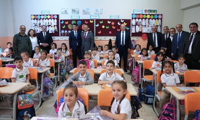 Ümraniye’de ilk ders zili çaldı