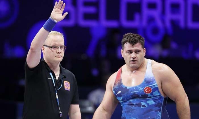 Rıza Kayaalp, Dünya Güreş Şampiyonası’nda finale çıktı