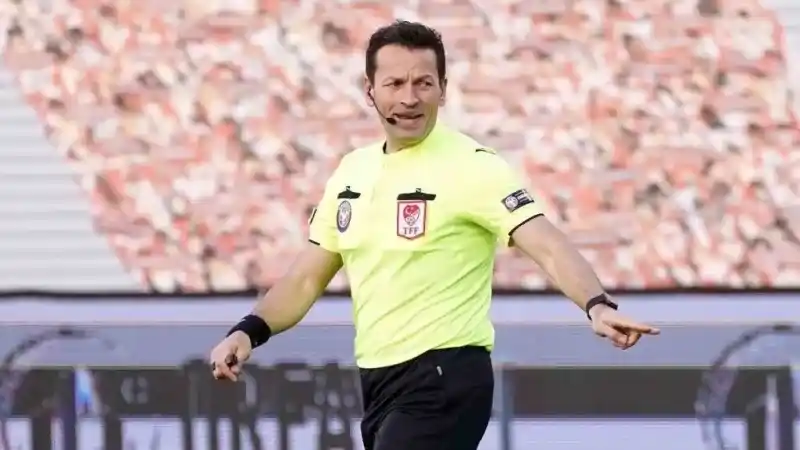 Derbide Volkan Bayarslan düdük çalacak