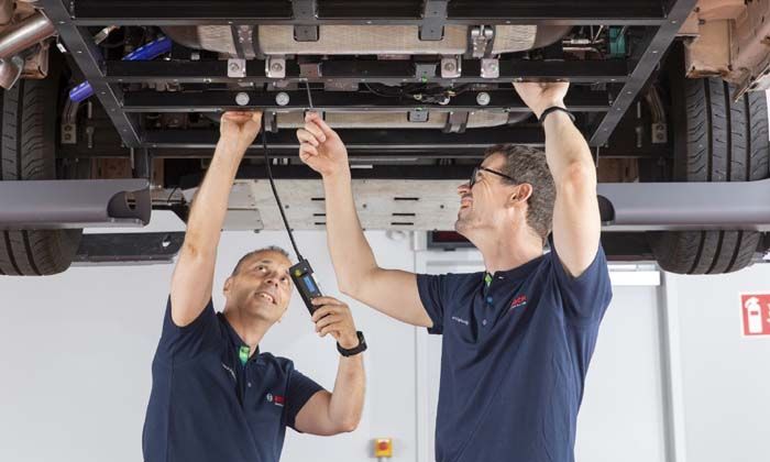 Bosch, yakıt hücreli kamyonetleri test ediyor