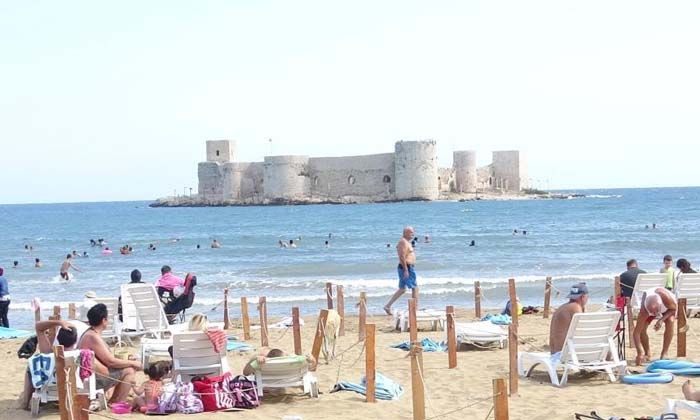 Okullar açılmasına rağmen Kızkalesi’nde doluluk yüzde 50’nin üzerinde