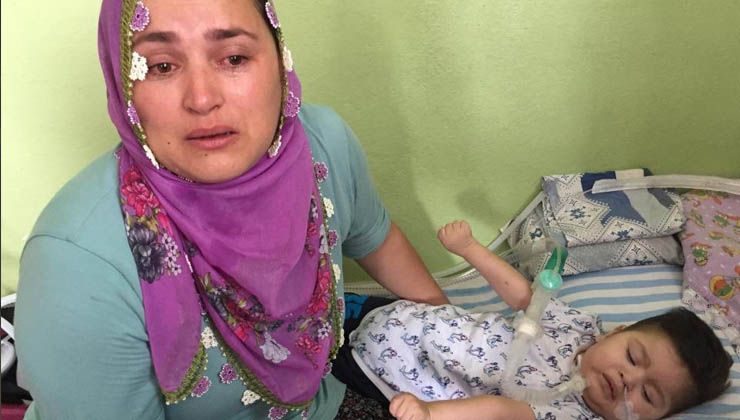 İki çocuğu engelli olan anne suyu kesilince gözyaşlarına boğuldu
