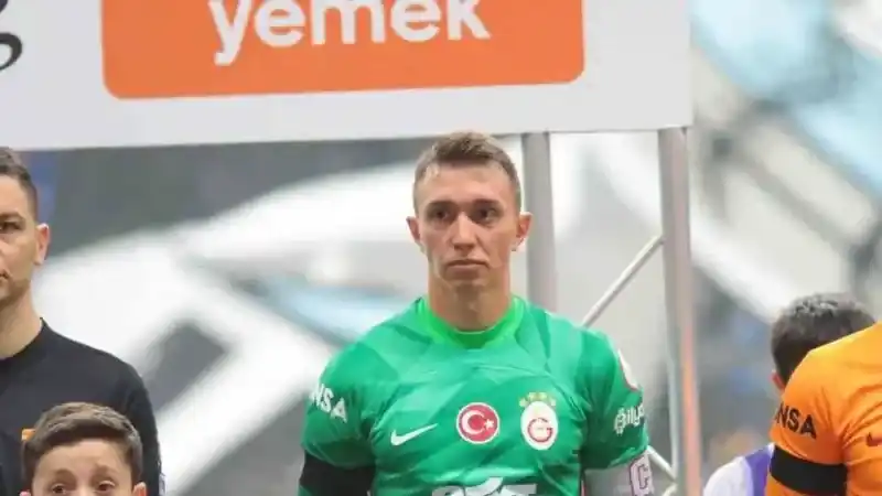 Fernando Muslera’dan gol yememe rekoru Fernando Muslera’dan gol yememe rekoru