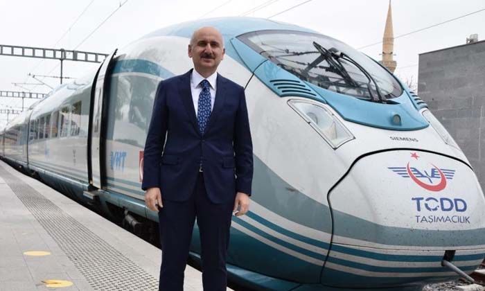 Hızlı tren günlük 31 bin 651 yolcu ile rekor kırdı