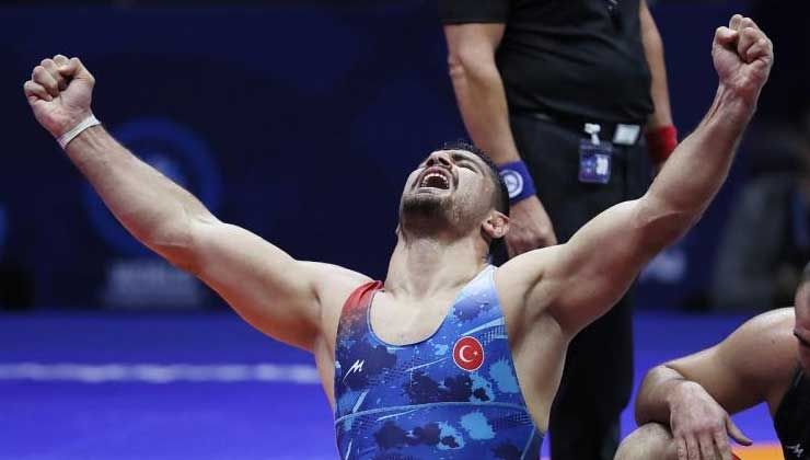 Taha Akgül, 3. kez dünya şampiyonu oldu