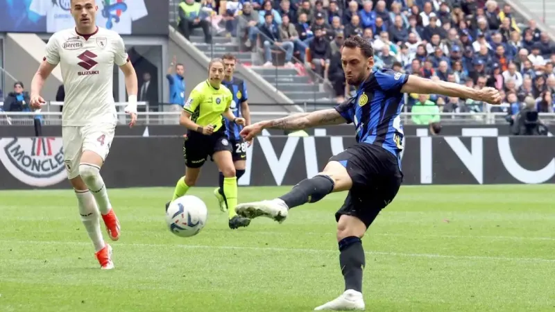 Inter, Hakan Çalhanoğlu’nun golleriyle kazandı Inter, Hakan Çalhanoğlu’nun golleriyle kazandı
