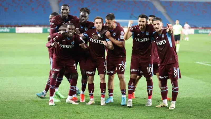 Trabzonspor'dan müthiş geri dönüş: 4-2 Trabzonspor'dan müthiş geri dönüş: 4-2