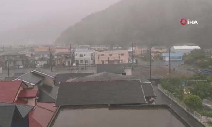 Japonya’da Nanmadol Tayfunu alarmı