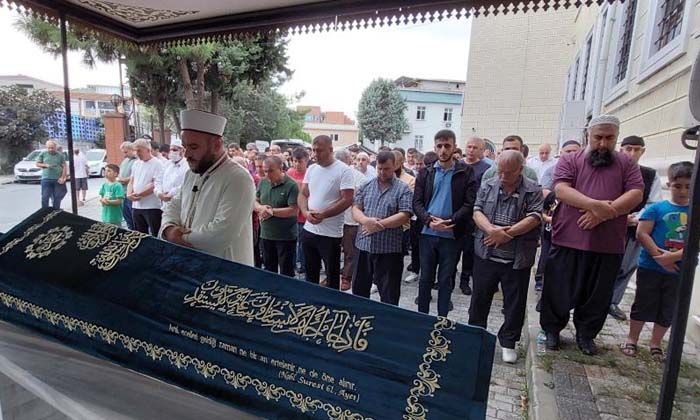 Öldürülen Vildan Boduroğlu ve Fatma Zehra Koyun defnedildi