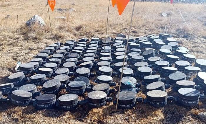 Azerbaycan’da Ermenistan askerlerinin yerleştirdiği mayınlar temizleniyor