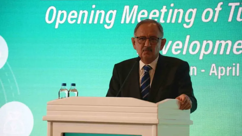 Bakan Özhaseki: “Sene sonuna kadar 200 bin konut teslim edeceğiz”