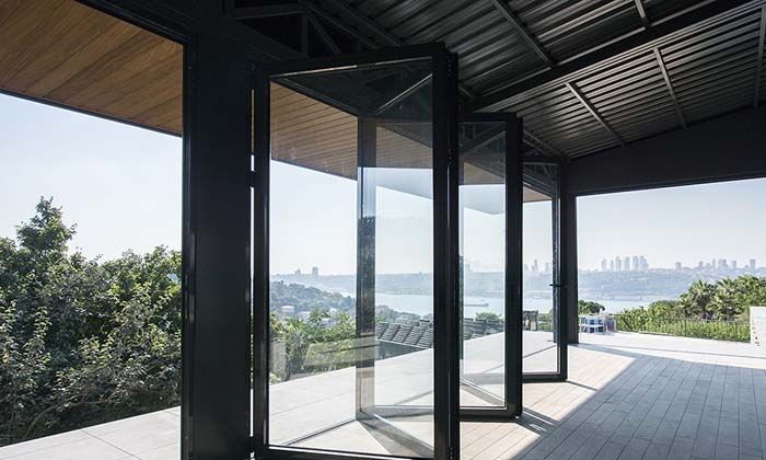 Kayra Metal, Amanos Markası ile yenilikçi, fonksiyonel ve estetik mimari çözümler sunuyor