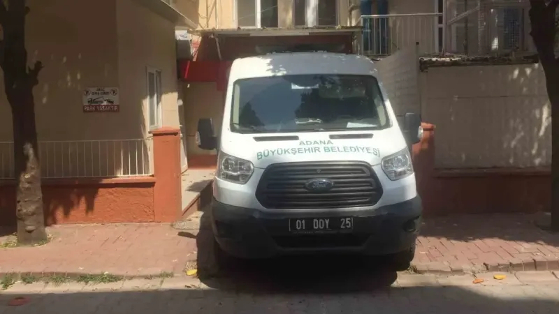 Adana’da köpek sürüsü yaşlı kadını parçaladı Adana’da köpek sürüsü yaşlı kadını parçaladı