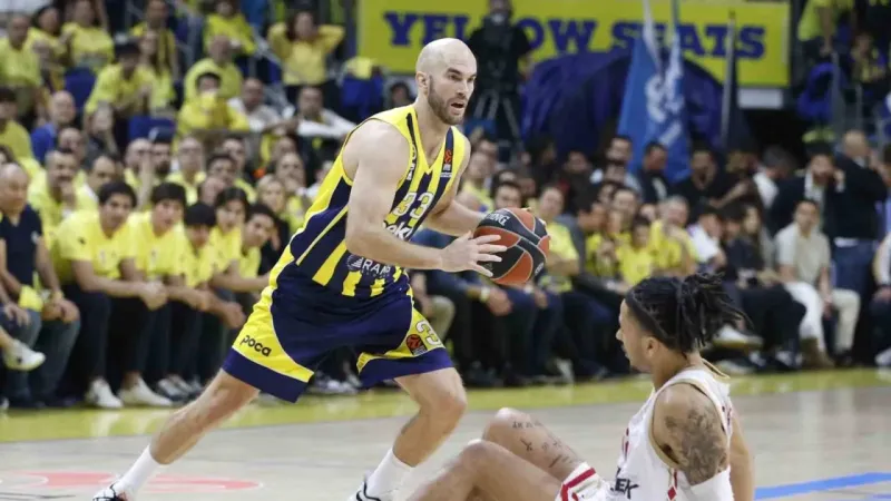 Fenerbahçe, Monaco'yu mağlup etti Fenerbahçe, Monaco'yu mağlup etti