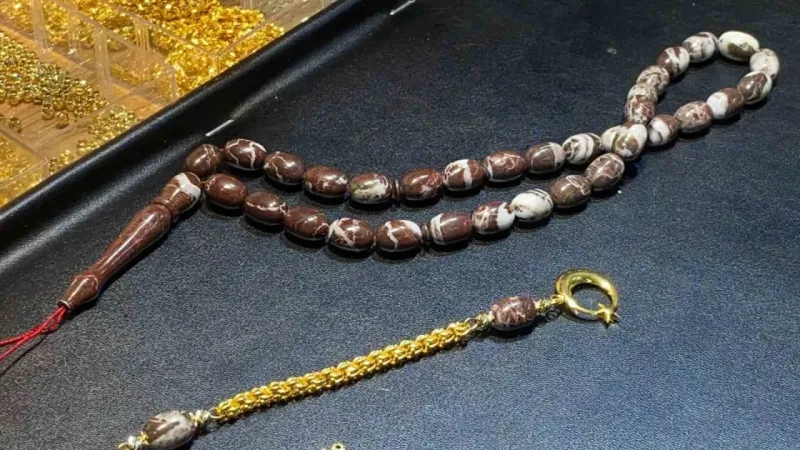 Bu tespihler 85 bin liradan alıcı buluyor Bu tespihler 85 bin liradan alıcı buluyor