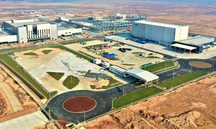 Alman BASF’nin 10 milyar avroluk tesisi, Çin’de üretime başladı