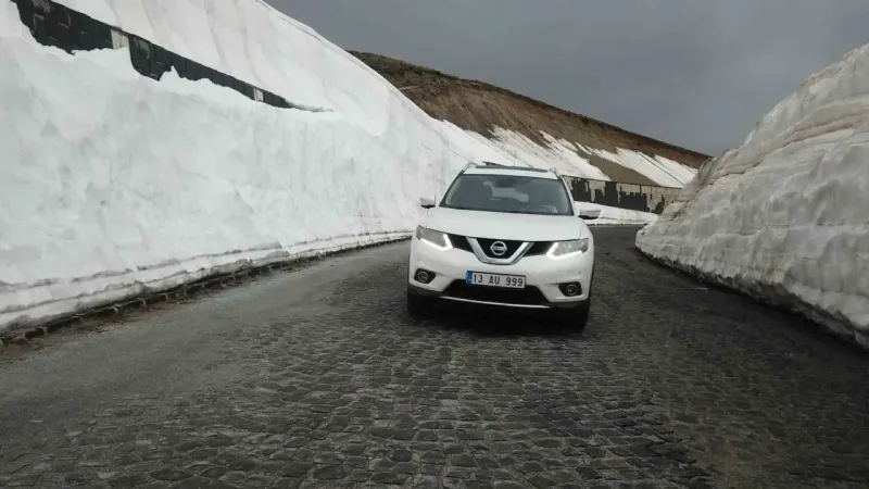 Nemrut’ta Mayıs’ta bile kar kalınlığı 5 metreyi buluyor